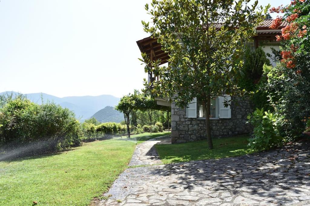 Holiday Cottage Lílaia エクステリア 写真