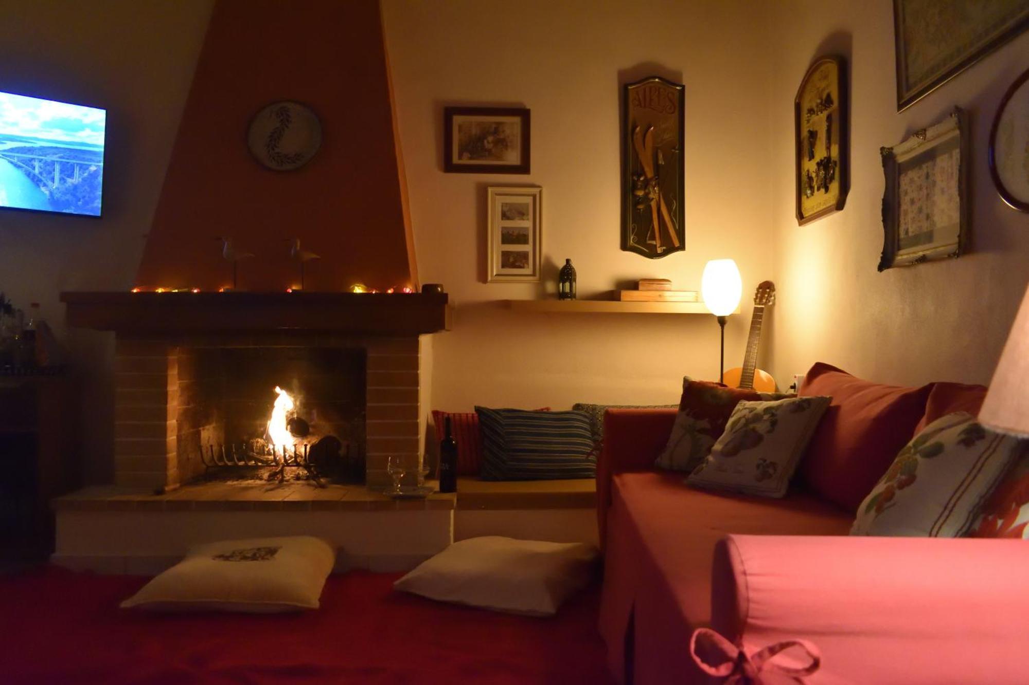 Holiday Cottage Lílaia エクステリア 写真