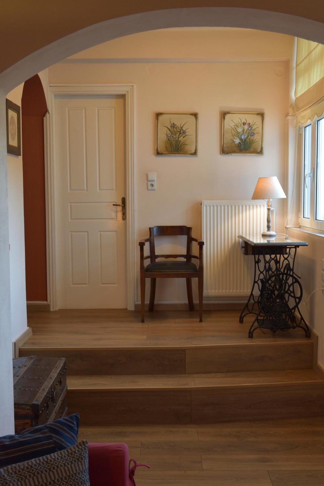 Holiday Cottage Lílaia エクステリア 写真
